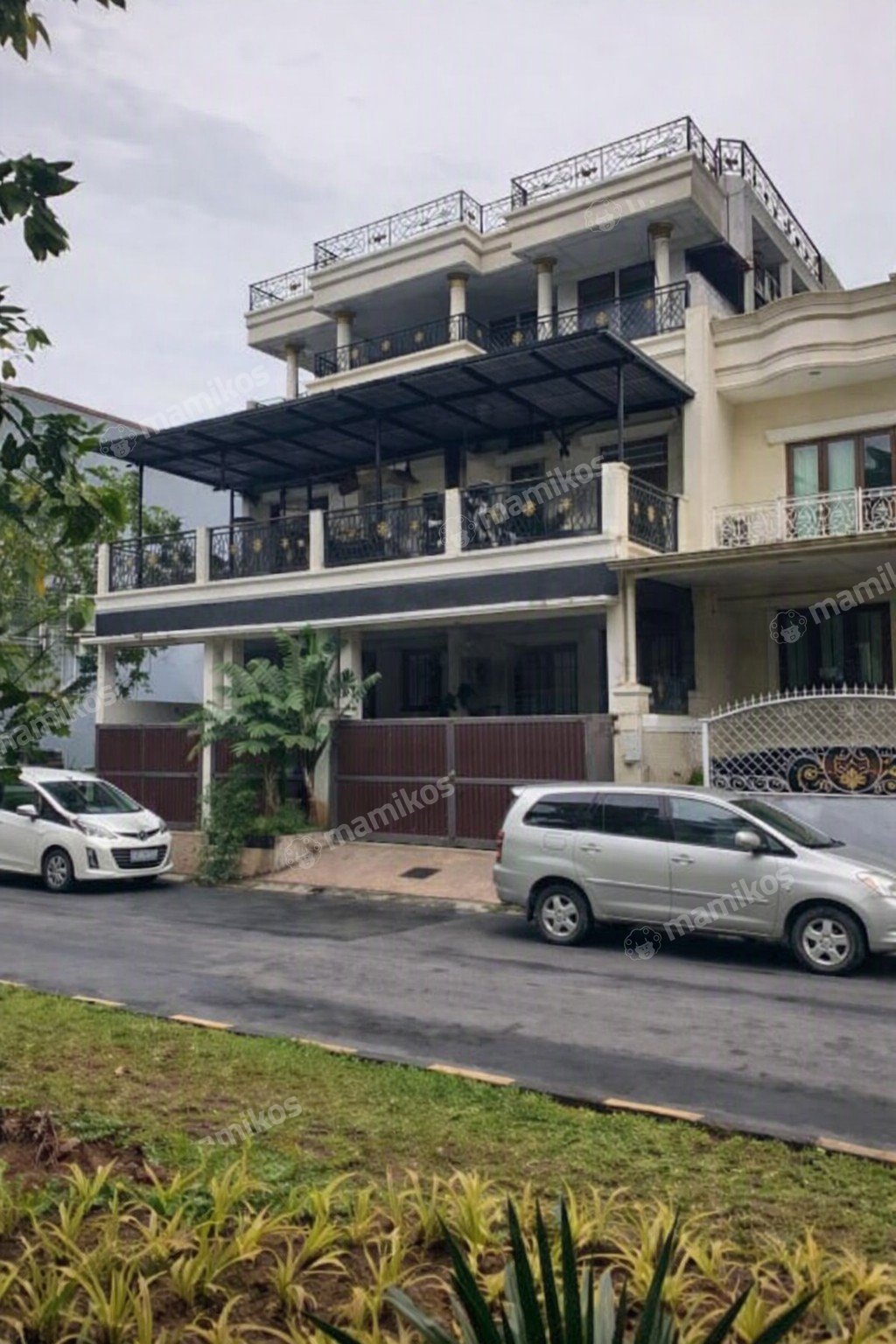 Rumah Sertifikat SHM 5 Kamar Tidur 4 Kamar Mandi Kelapa Gading Jakarta Utara - Photo 2