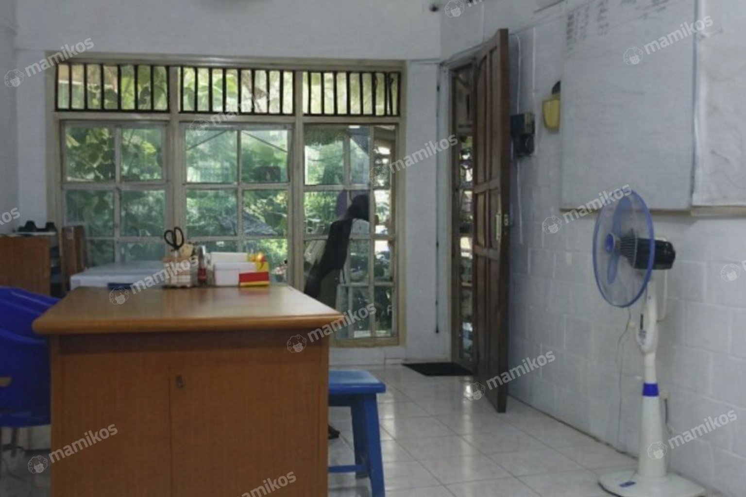 Rumah Sertifikat SHM 4 Kamar Tidur 2 Kamar Mandi Bojong Indah Jakarta Barat