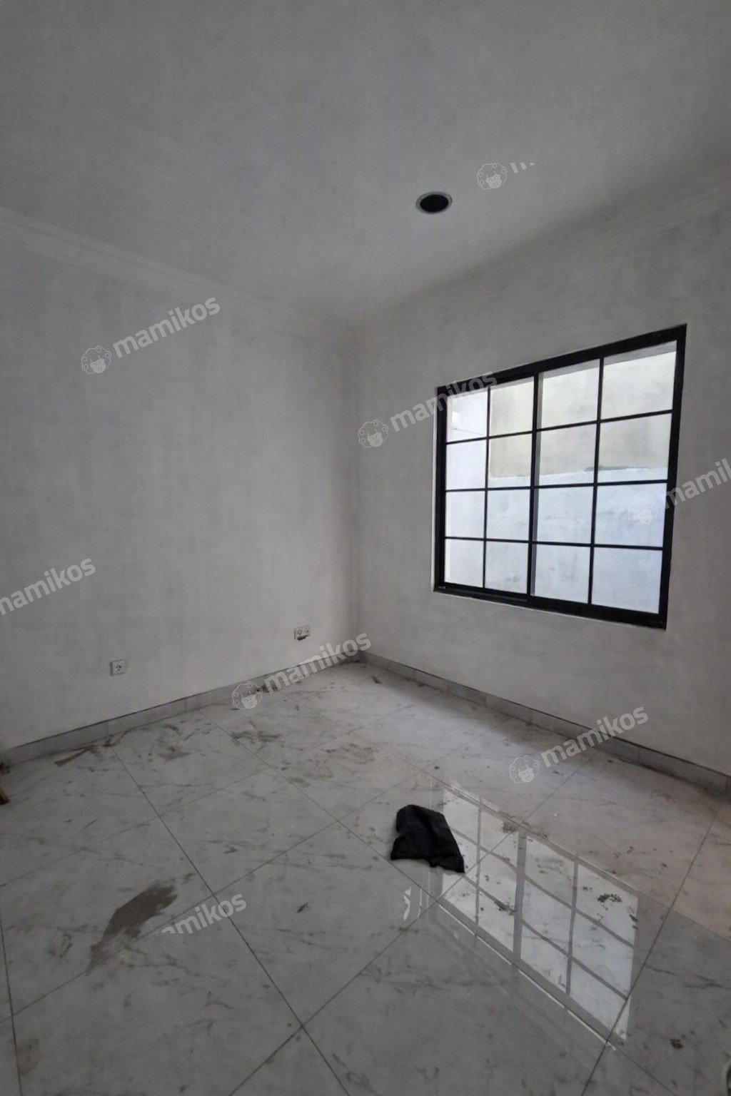Rumah Sertifikat PPJB 3 Kamar Tidur 3 Kamar Mandi Pantai Indah Kapuk 2 Jakarta Utara - Photo 3