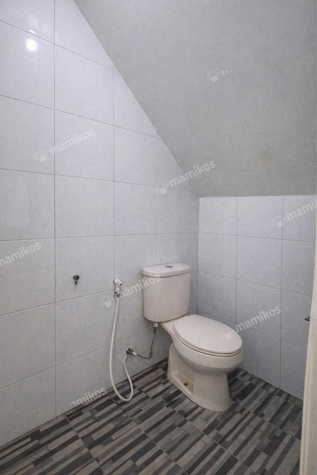 Rumah Sertifikat SHM 3 Kamar Tidur 3 Kamar Mandi Cilincing Jakarta Utara - Photo 2