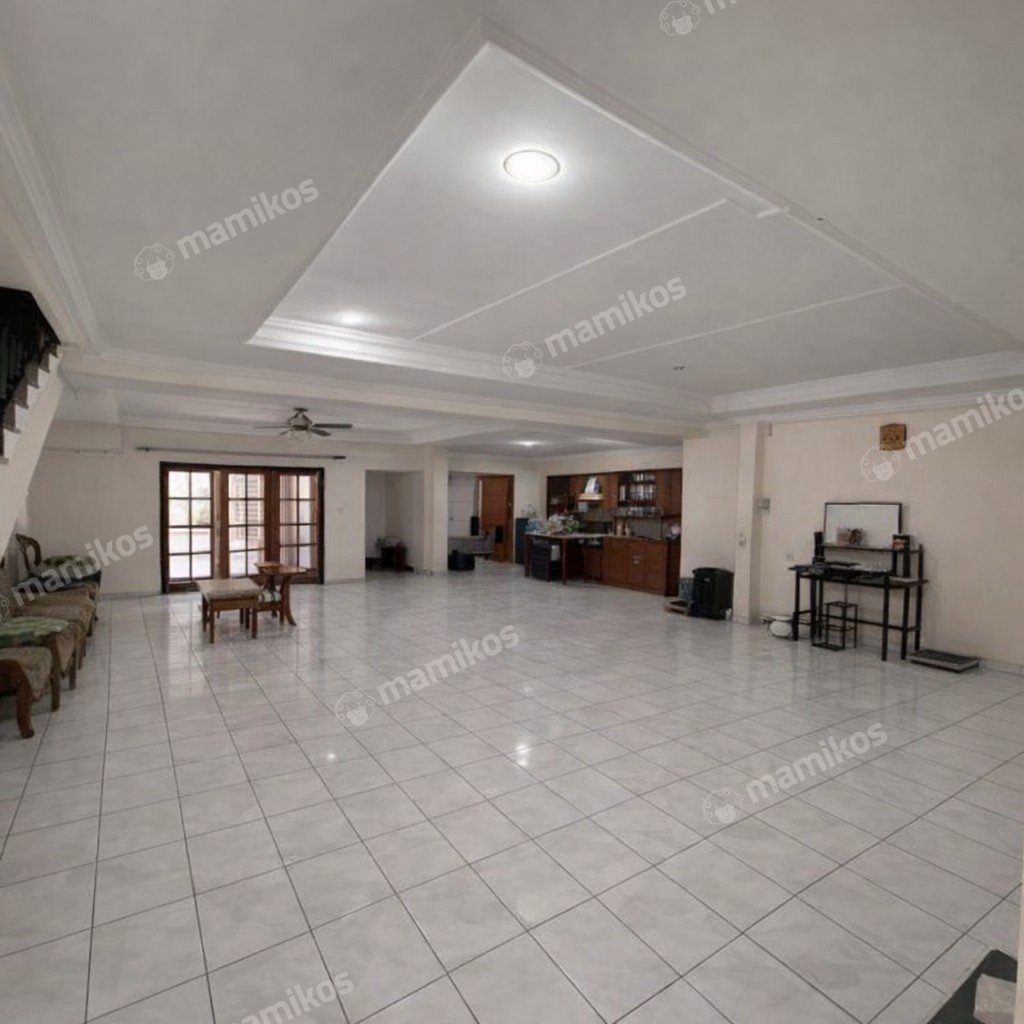 Rumah Sertifikat SHM 5 Kamar Tidur 5 Kamar Mandi Tanjung Duren Jakarta Barat - Photo 4