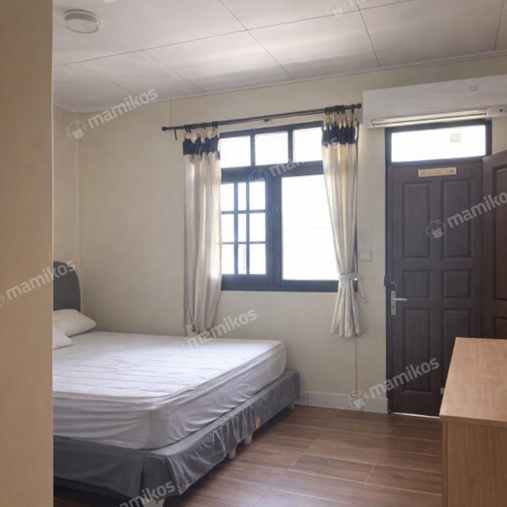 Rumah Sertifikat SHM 5 Kamar Tidur 5 Kamar Mandi Tanjung Duren Jakarta Barat - Photo 5