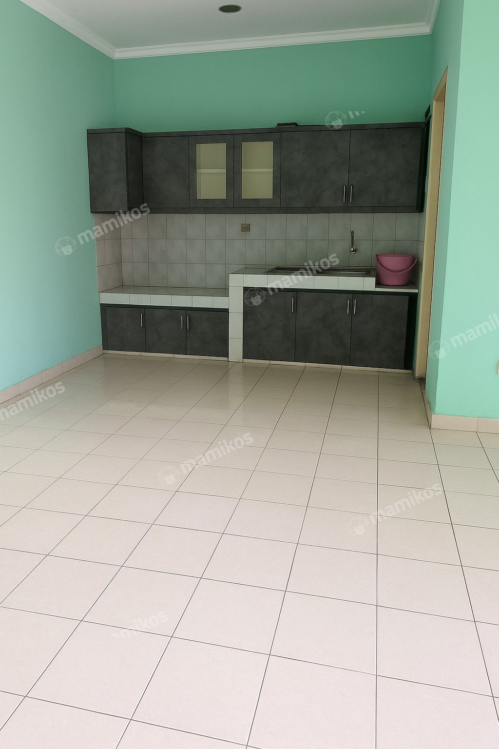 Rumah Sertifikat SHM 3 Kamar Tidur 2 Kamar Mandi Kota Wisata Jakarta Timur - Photo 3