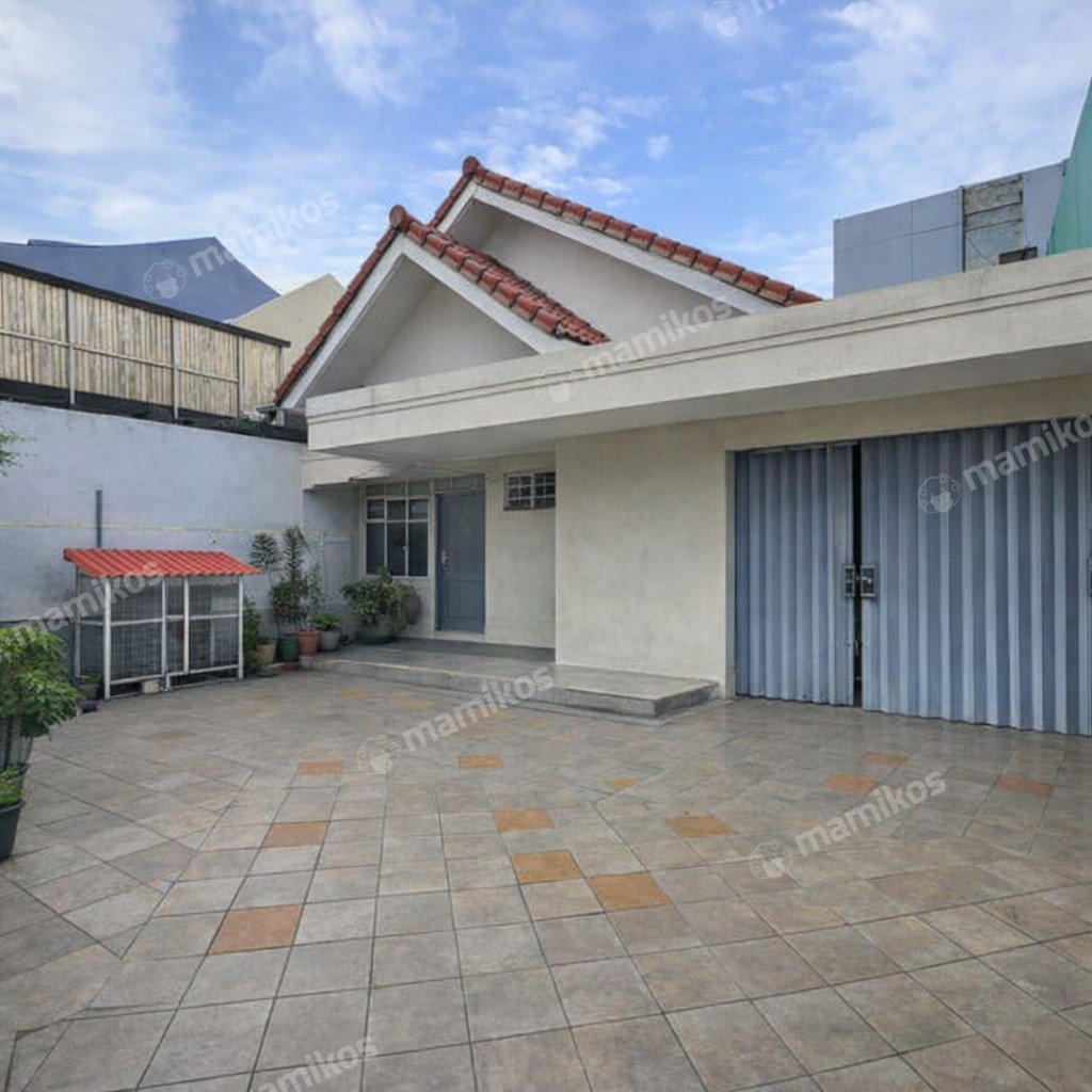 Rumah Sertifikat SHM 3 Kamar Tidur 1 Kamar Mandi Permata Buana Jakarta Barat - Photo 2
