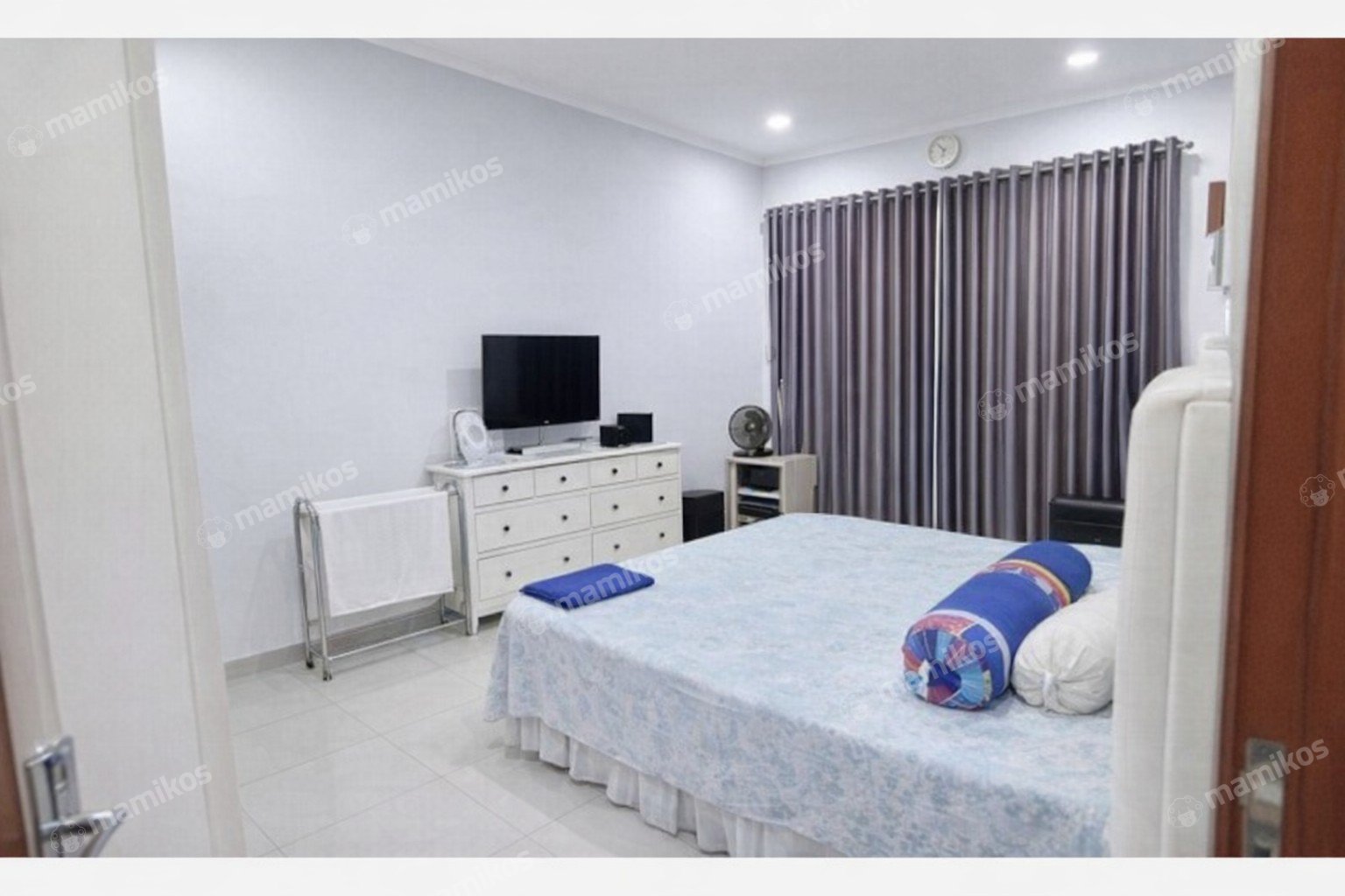 Rumah Sertifikat SHM 6 Kamar Tidur 6 Kamar Mandi Sunter Jakarta Utara - Photo 3