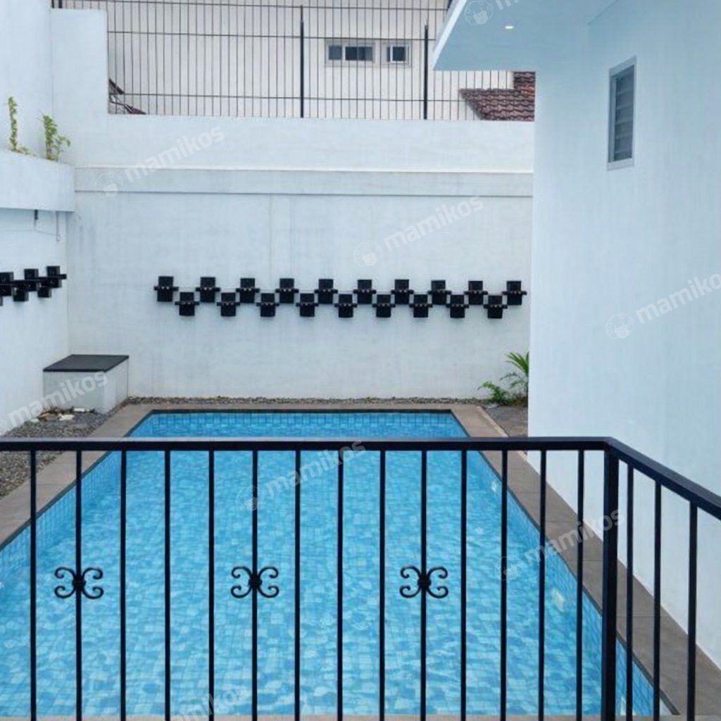 Rumah Sertifikat SHM 5 Kamar Tidur 5 Kamar Mandi Cinere Jakarta Selatan - Photo 3