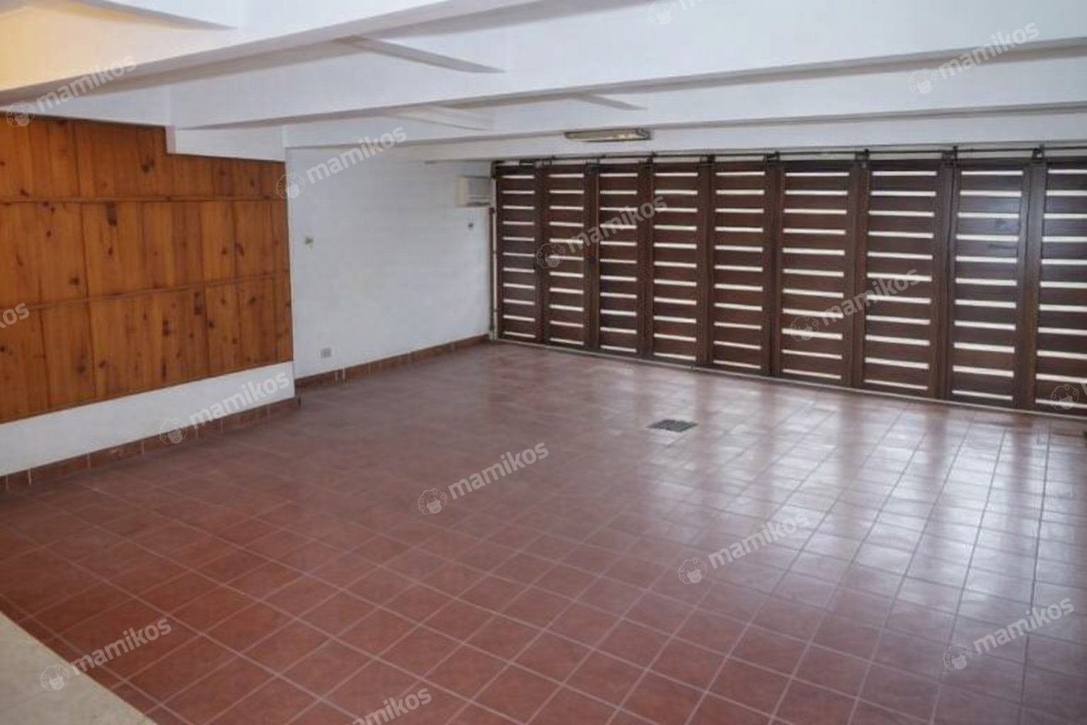 Rumah 6 Kamar Tidur 6 Kamar Mandi 2 Lantai Intercon Jakarta Barat - Photo 2