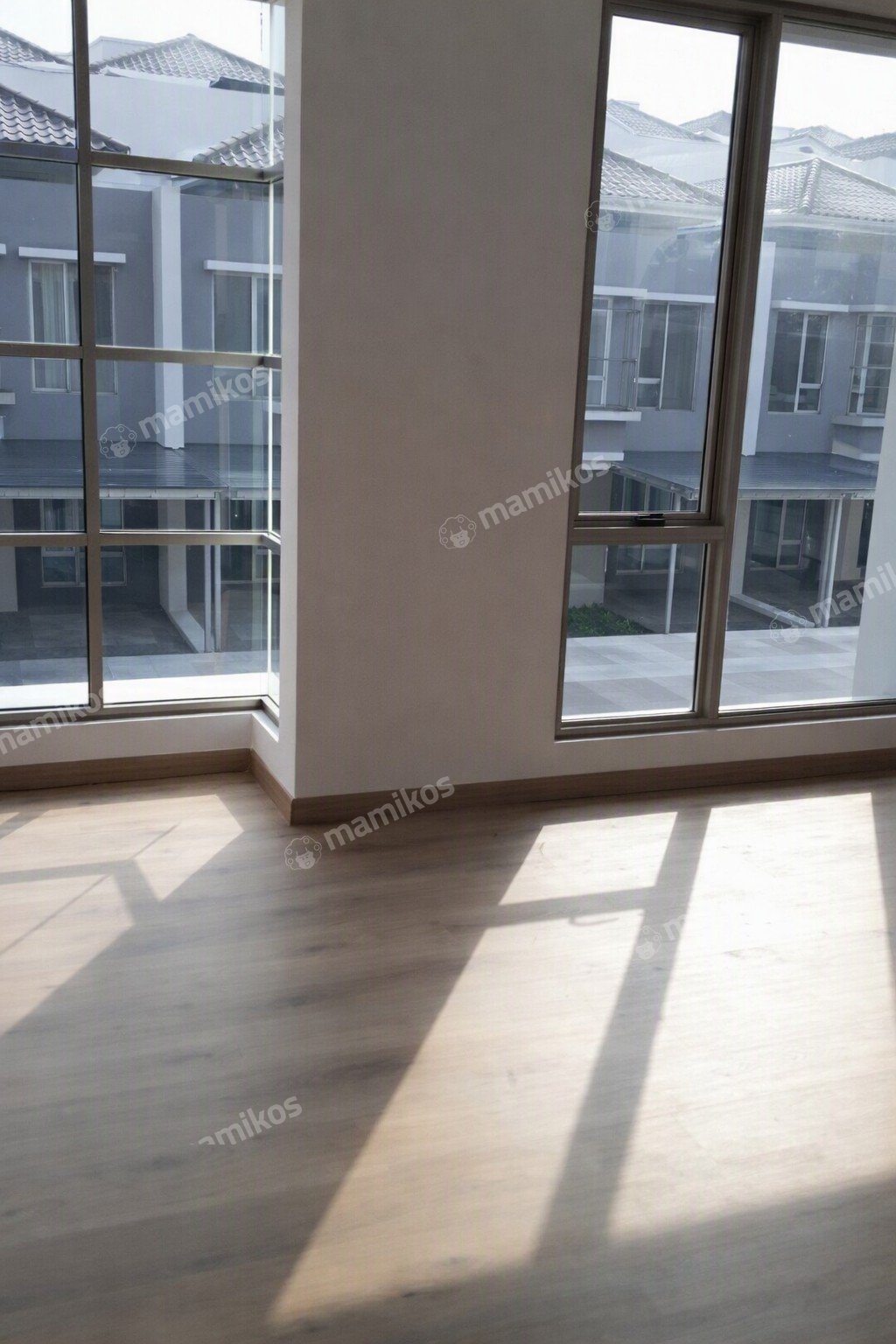 Rumah Sertifikat SHM 3 Kamar Tidur 3 Kamar Mandi Pantai Indah Kapuk Jakarta Utara - Photo 3