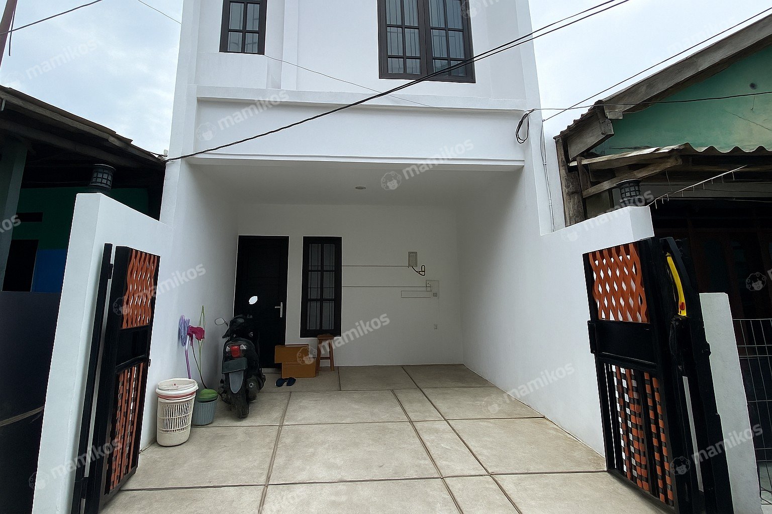 Rumah Sertifikat SHM 2 Kamar Tidur 2 Kamar Mandi Kampung Rambutan Jakarta Timur