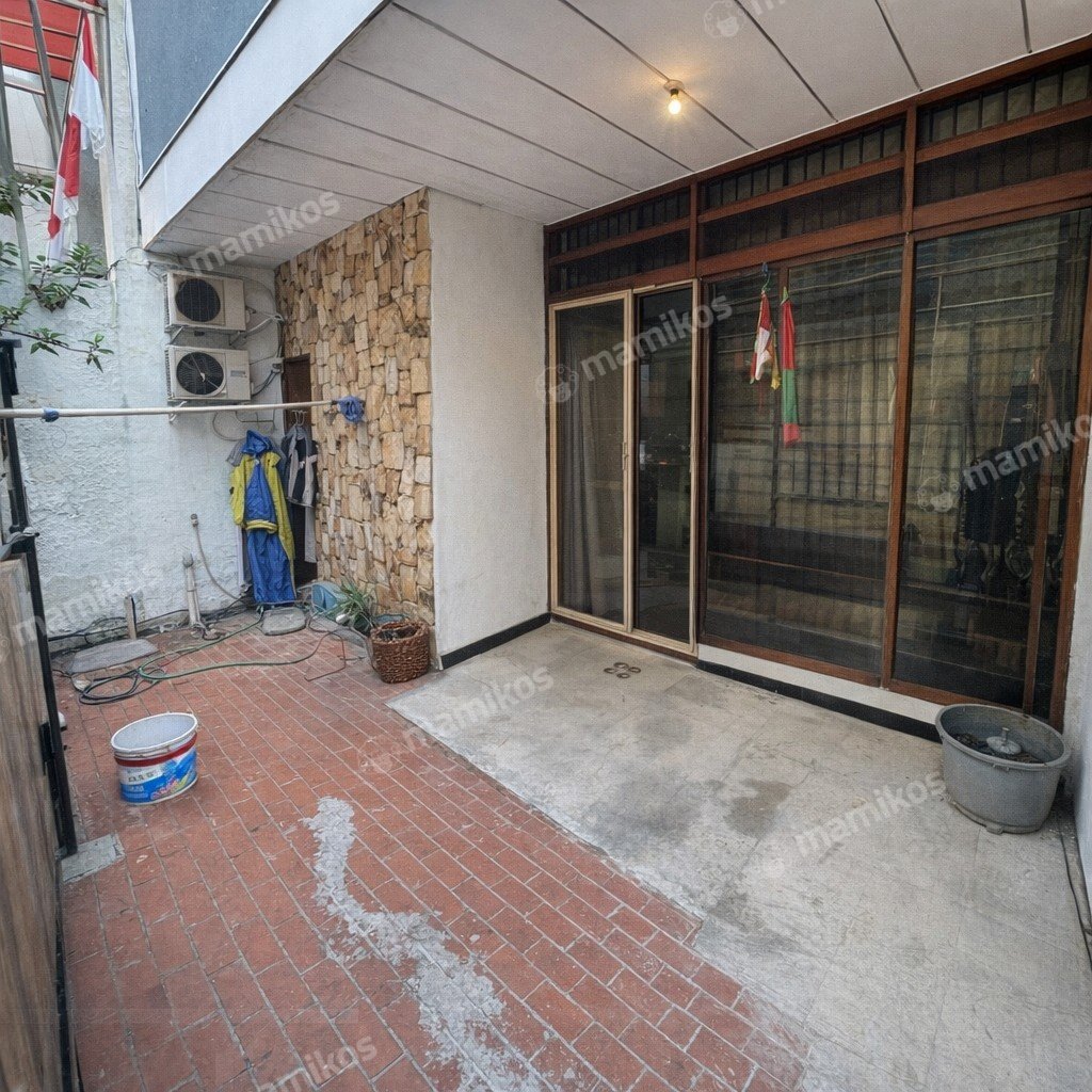 Rumah Sertifikat SHM 4 Kamar Tidur 1 Kamar Mandi Tanjung Duren Selatan Jakarta Barat - Photo 2