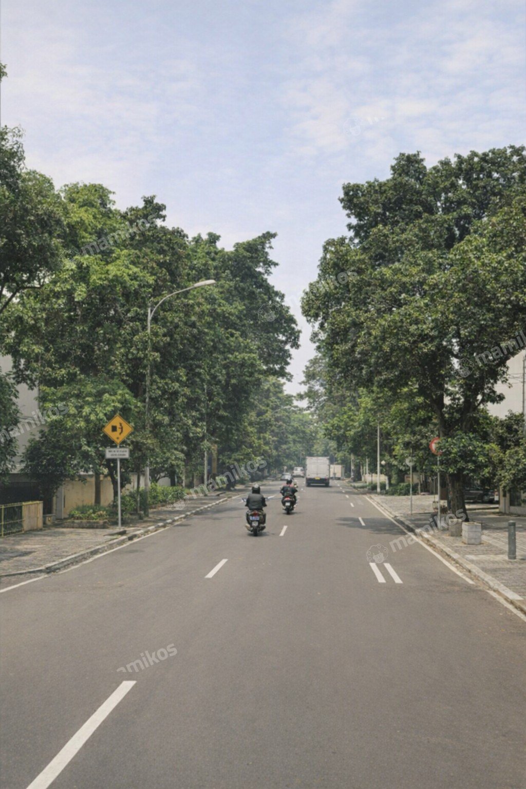 Rumah Sertifikat SHM 3 Kamar Tidur 2 Kamar Mandi Kebayoran Baru Jakarta Selatan - Photo 3