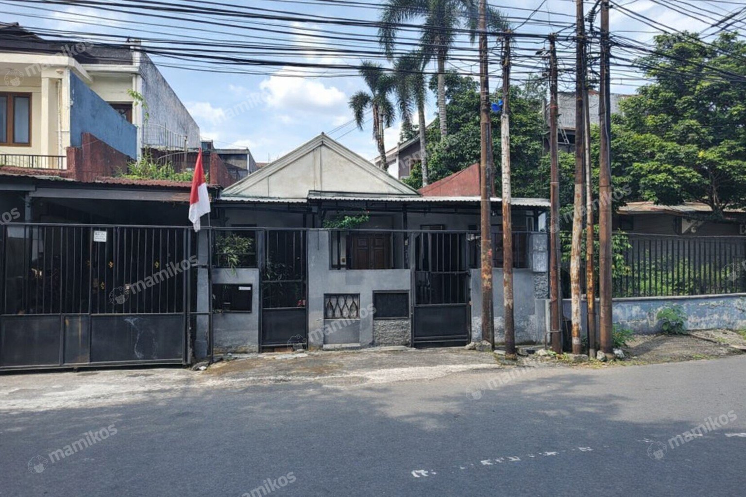 Rumah Sertifikat SHM 12 Kamar Tidur 4 Kamar Mandi Mampang Prapatan Jakarta Selatan