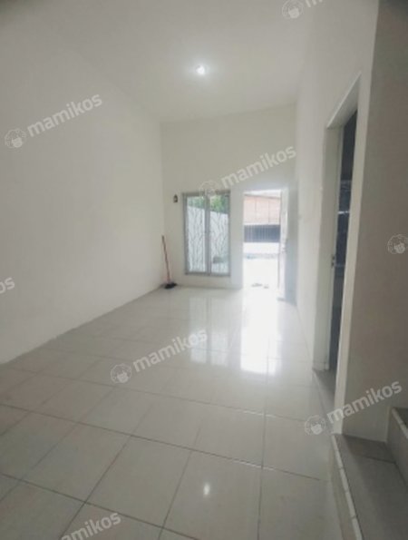 Rumah Sertifikat SHM 3 Kamar Tidur 2 Kamar Mandi Medan Sunggal Medan - Photo 2