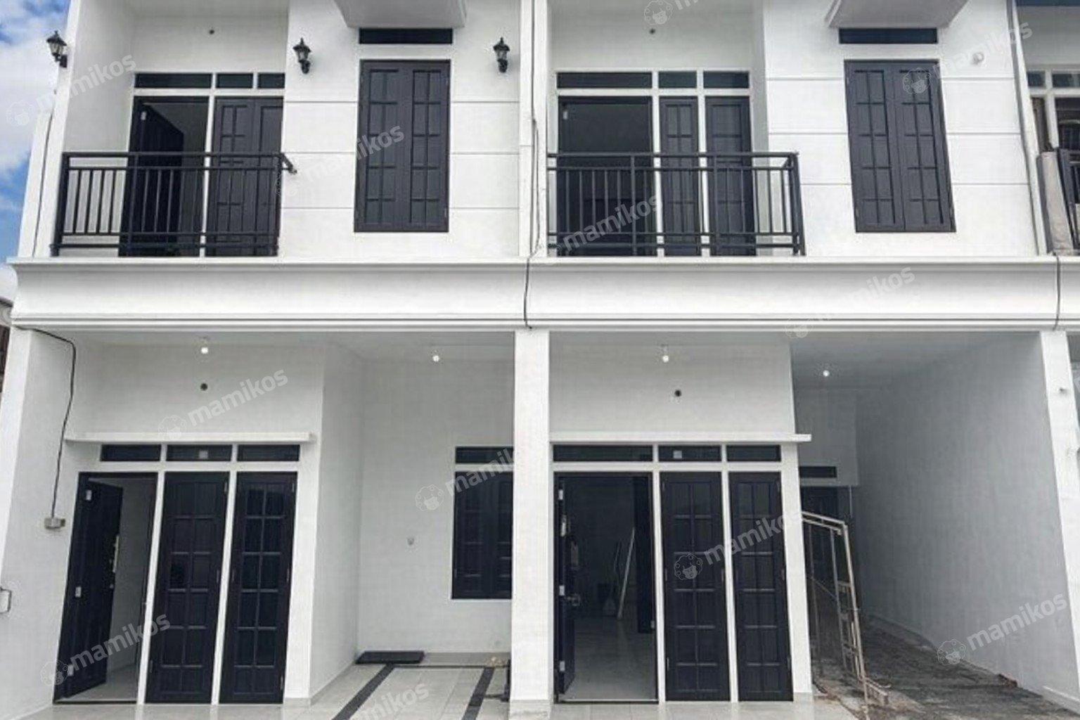 Rumah Sertifikat SHM 4 Kamar Tidur 4 Kamar Mandi Condet Jakarta Timur