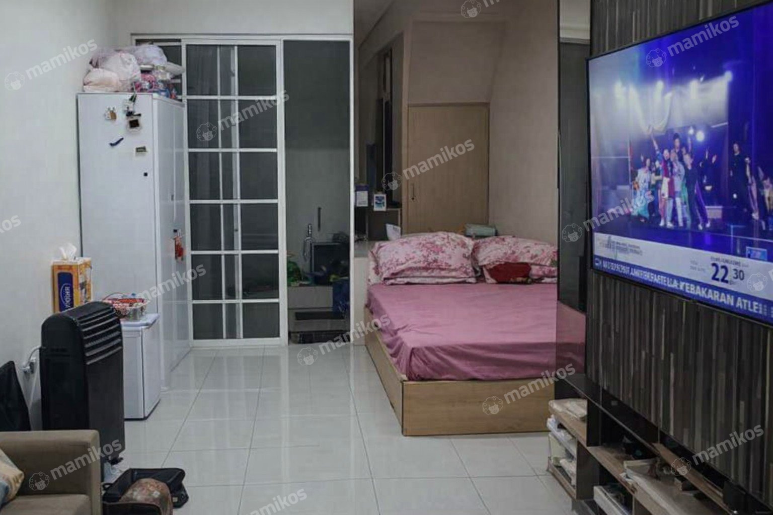 Rumah Sertifikat SHM 2 Kamar Tidur 2 Kamar Mandi Green Lake City Jakarta Barat