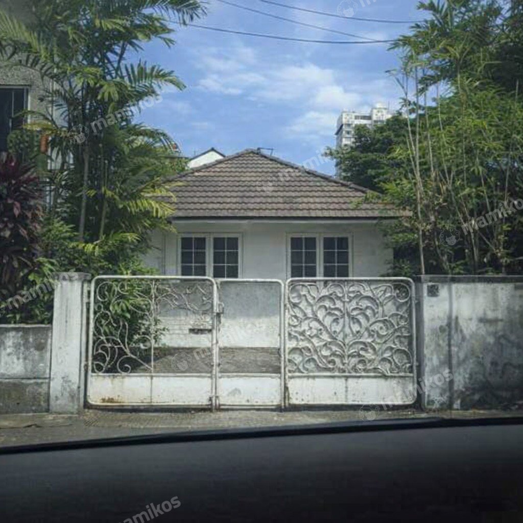 Rumah Sertifikat SHM 3 Kamar Tidur 2 Kamar Mandi Kebayoran Baru Jakarta Selatan - Photo 4