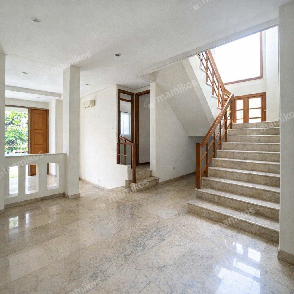 Rumah Sertifikat SHM 5 Kamar Tidur 4 Kamar Mandi Pondok Indah Jakarta Selatan - Photo 3