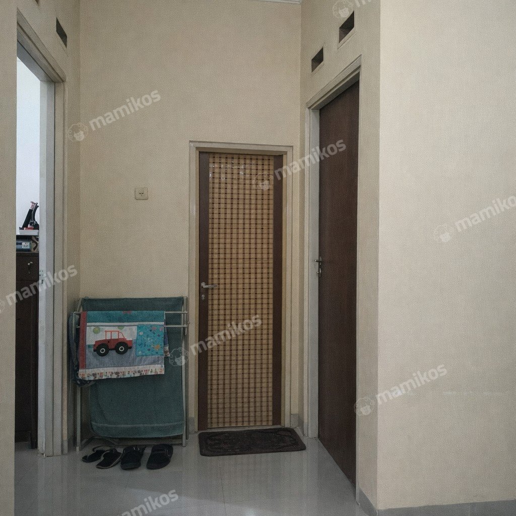 Rumah Sertifikat SHM 2 Kamar Tidur 1 Kamar Mandi Ciracas Jakarta Timur - Photo 5