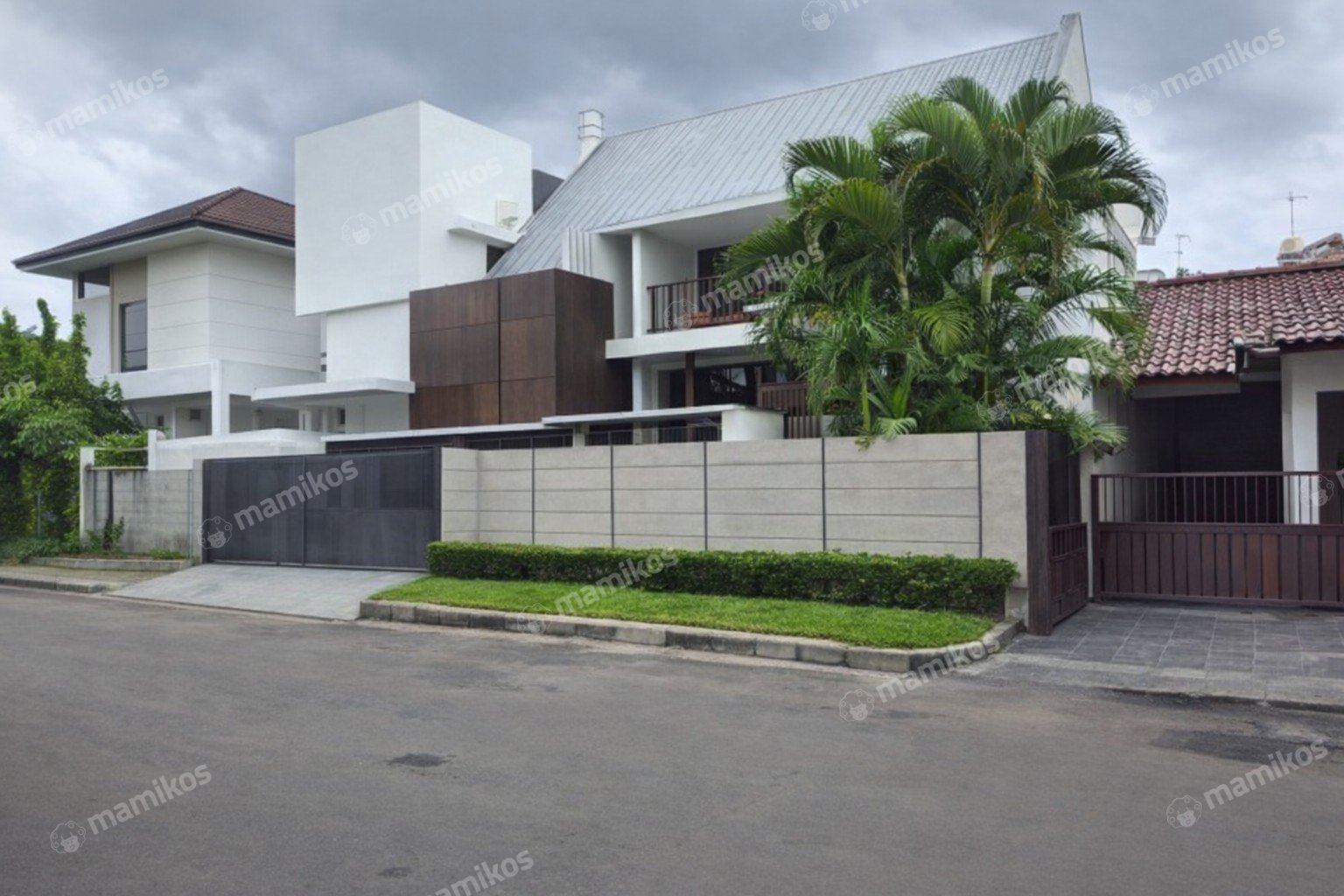 Rumah Sertifikat SHM 4 Kamar Tidur 3 Kamar Mandi Gandaria Jakarta Selatan - Photo 2