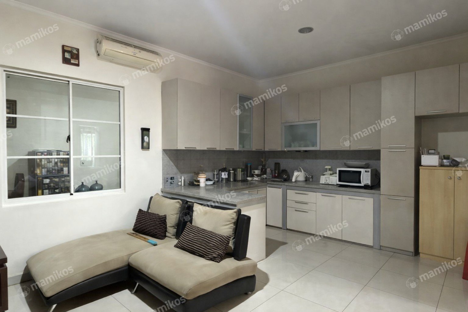 Rumah Sertifikat SHM 3 Kamar Tidur 3 Kamar Mandi Pantai Indah Kapuk Jakarta Utara - Photo 3