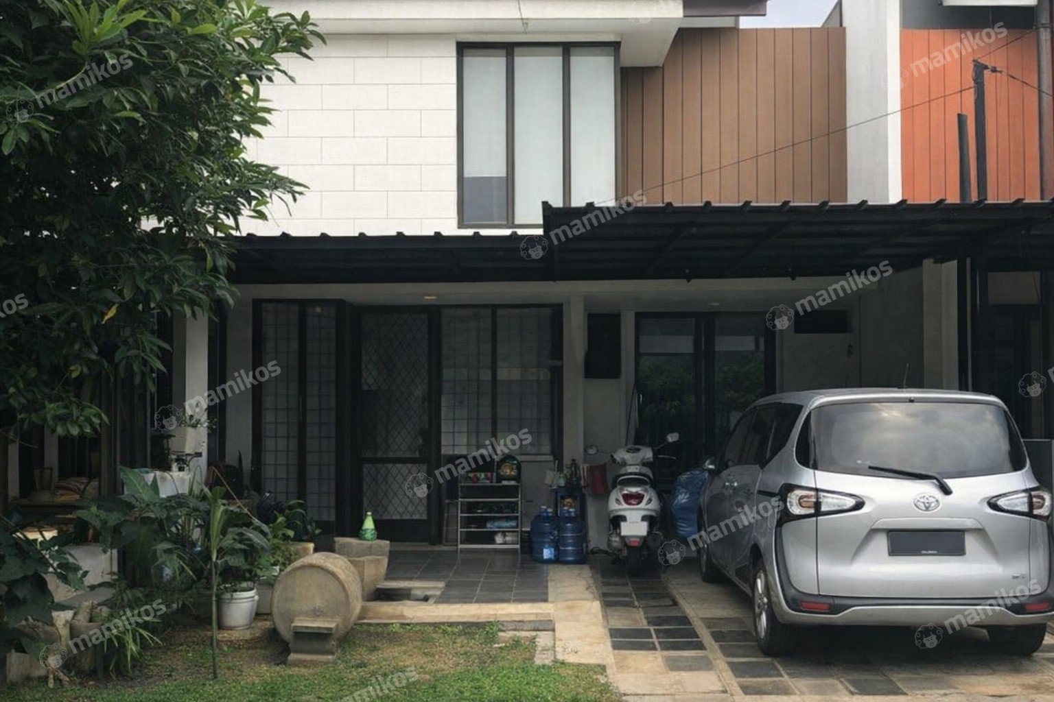 Rumah Sertifikat HGB 3 Kamar Tidur 1 Kamar Mandi Citra Grand Jakarta Timur