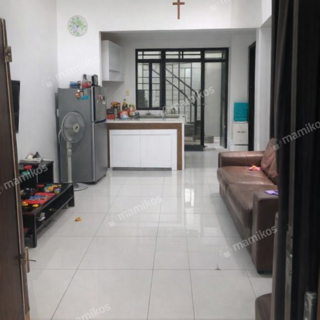Rumah Sertifikat HGB 3 Kamar Tidur 1 Kamar Mandi Citra Grand Jakarta Timur - Photo 3