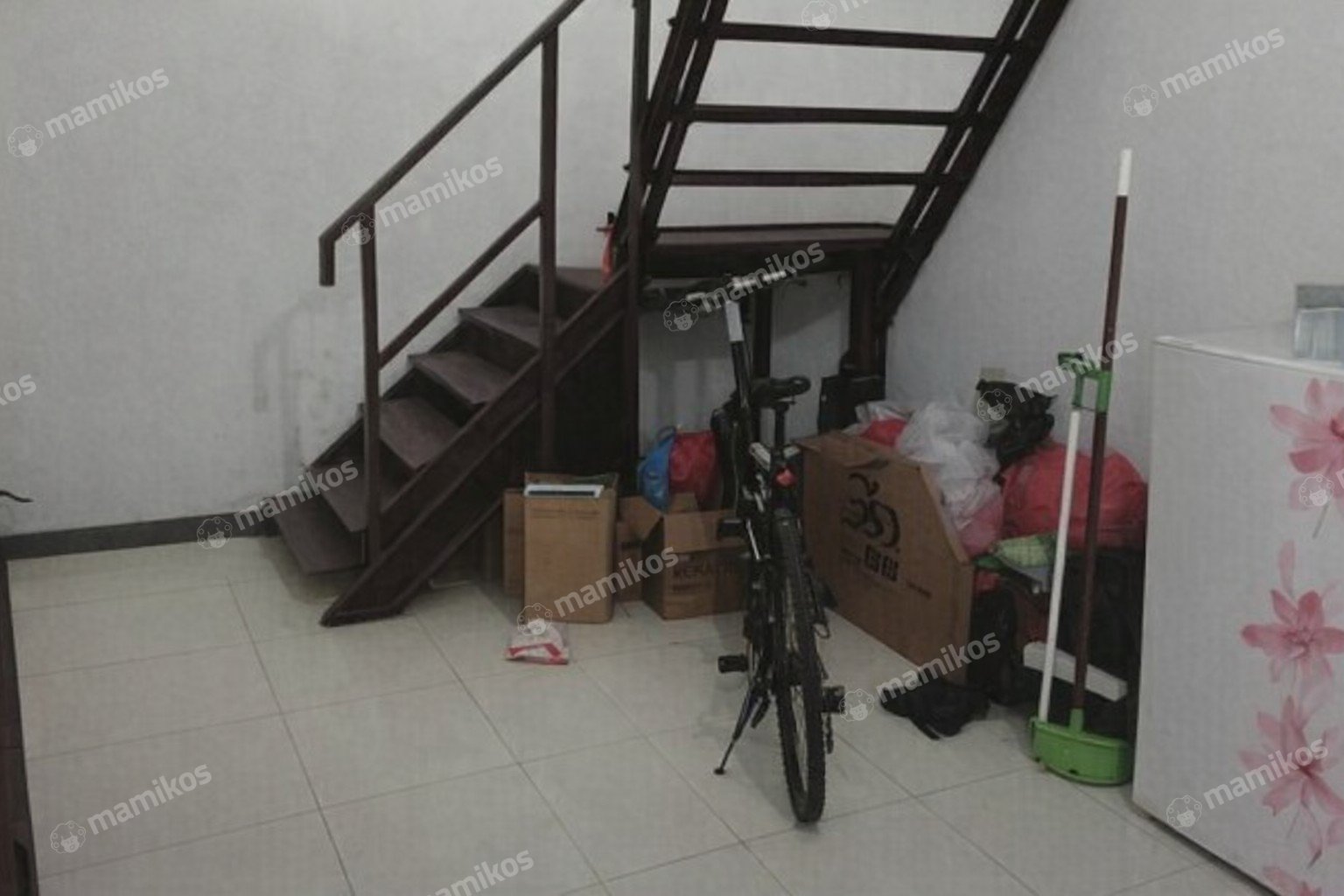 Rumah Sertifikat SHM 1 Lantai Taman Surya Jakarta Barat