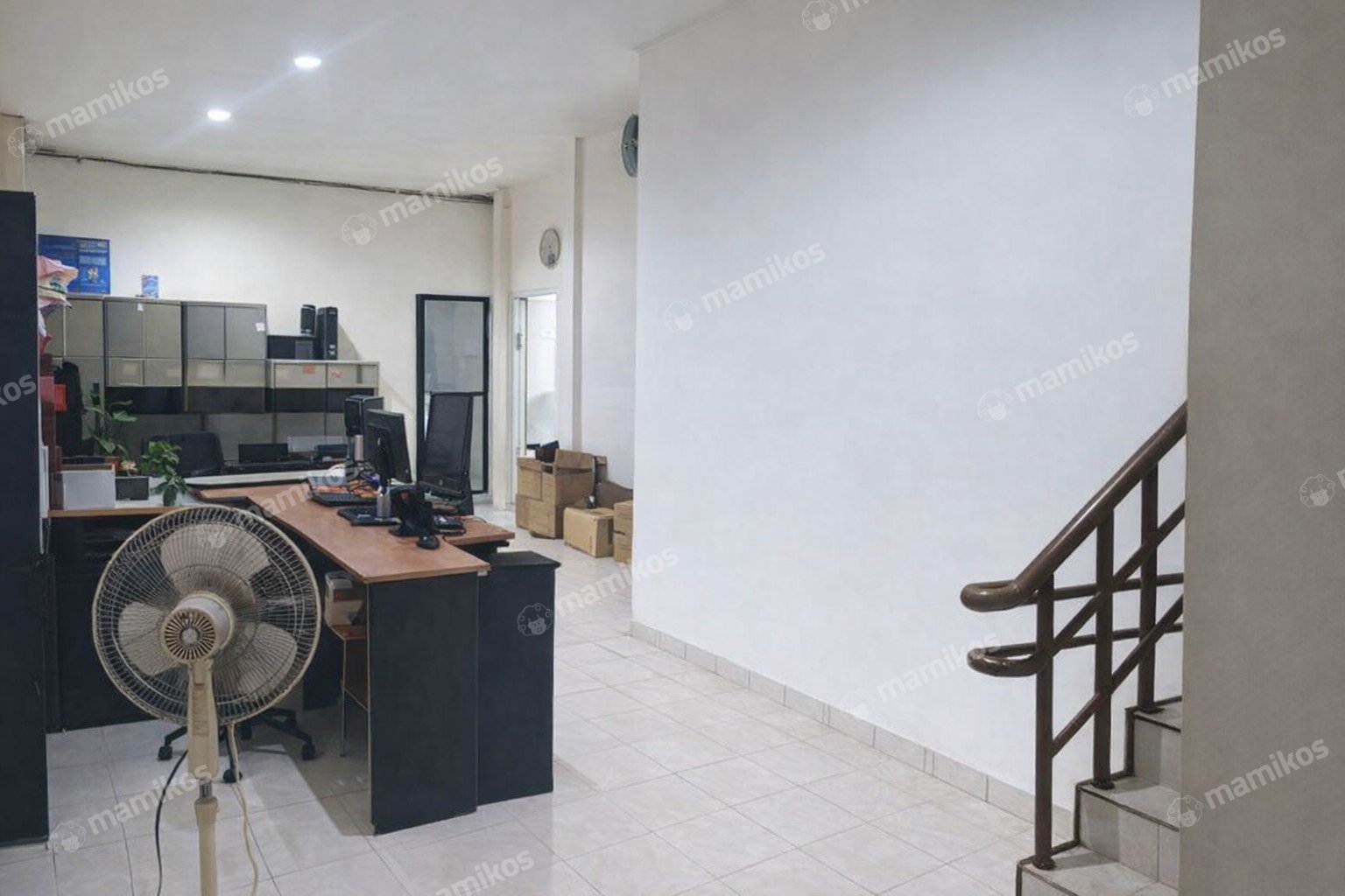Rumah Sertifikat SHM 3 Kamar Tidur 3 Kamar Mandi Green Lake City Jakarta Barat - Photo 5