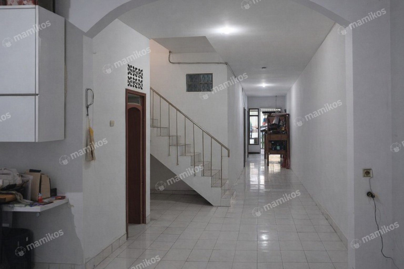 Rumah Sertifikat SHM 4 Kamar Tidur 3 Kamar Mandi Bojong Indah Jakarta Barat