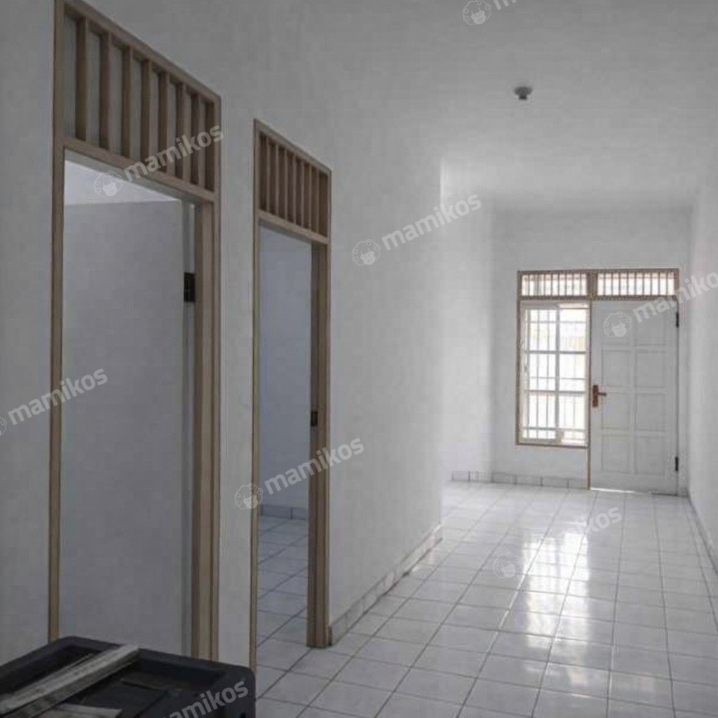Rumah Sertifikat SHM 4 Kamar Tidur 3 Kamar Mandi Bojong Indah Jakarta Barat - Photo 2