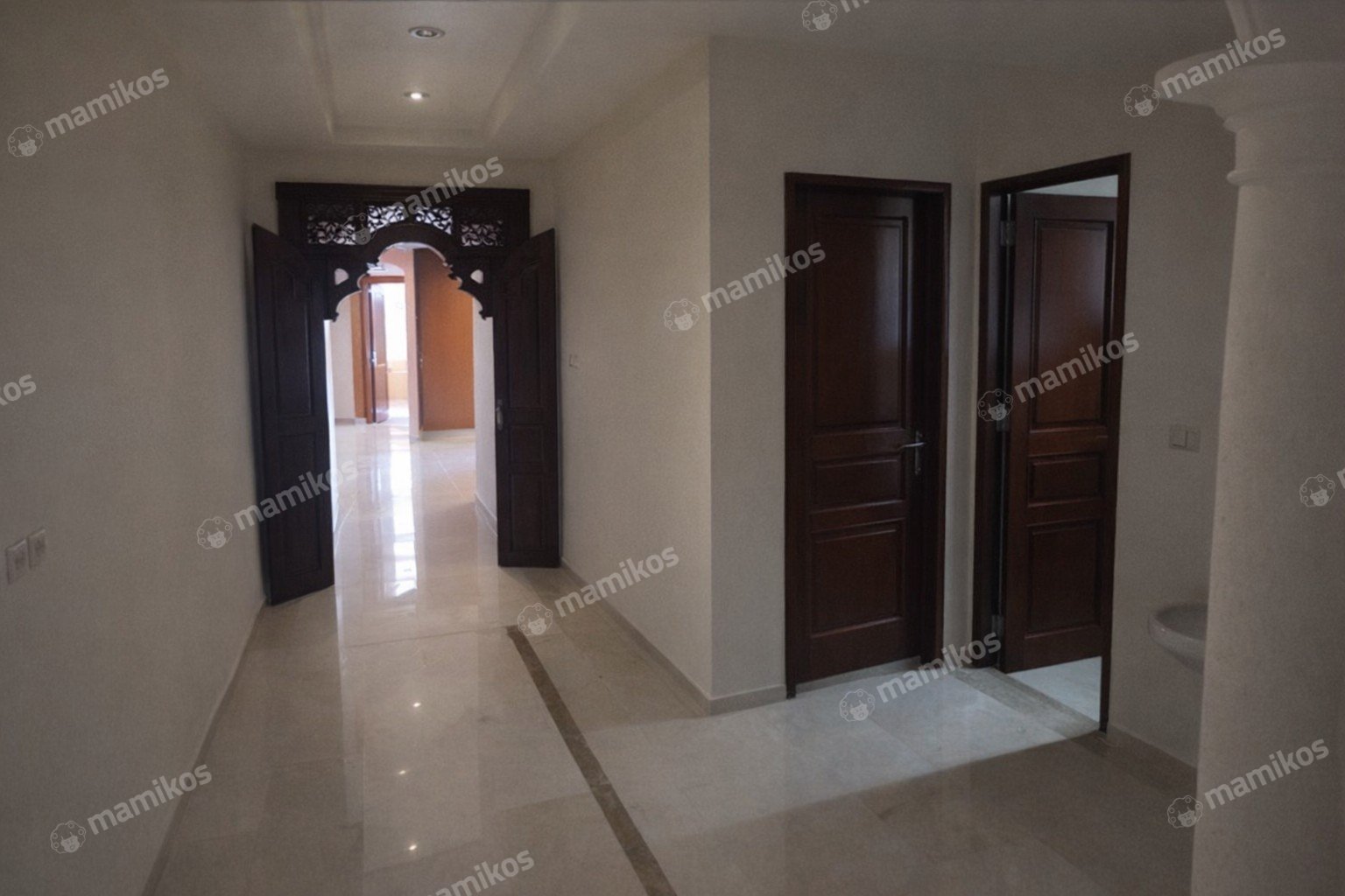 Rumah Sertifikat SHM 7 Kamar Tidur 6 Kamar Mandi Kebayoran Baru Jakarta Selatan - Photo 3