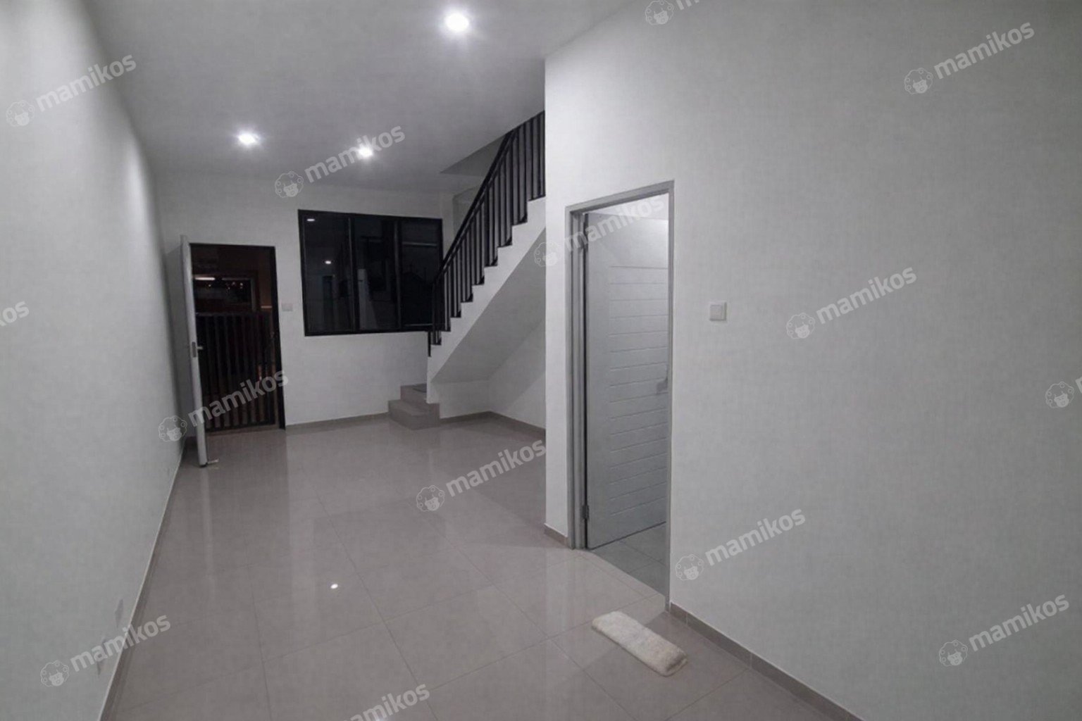 Rumah Sertifikat SHM 3 Kamar Tidur 3 Kamar Mandi Tanjung Duren Jakarta Barat - Photo 5