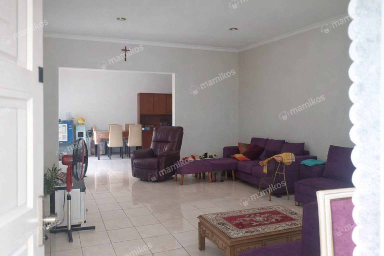 Rumah Sertifikat SHM 3 Kamar Tidur 2 Kamar Mandi Kota Wisata Jakarta Timur - Photo 5