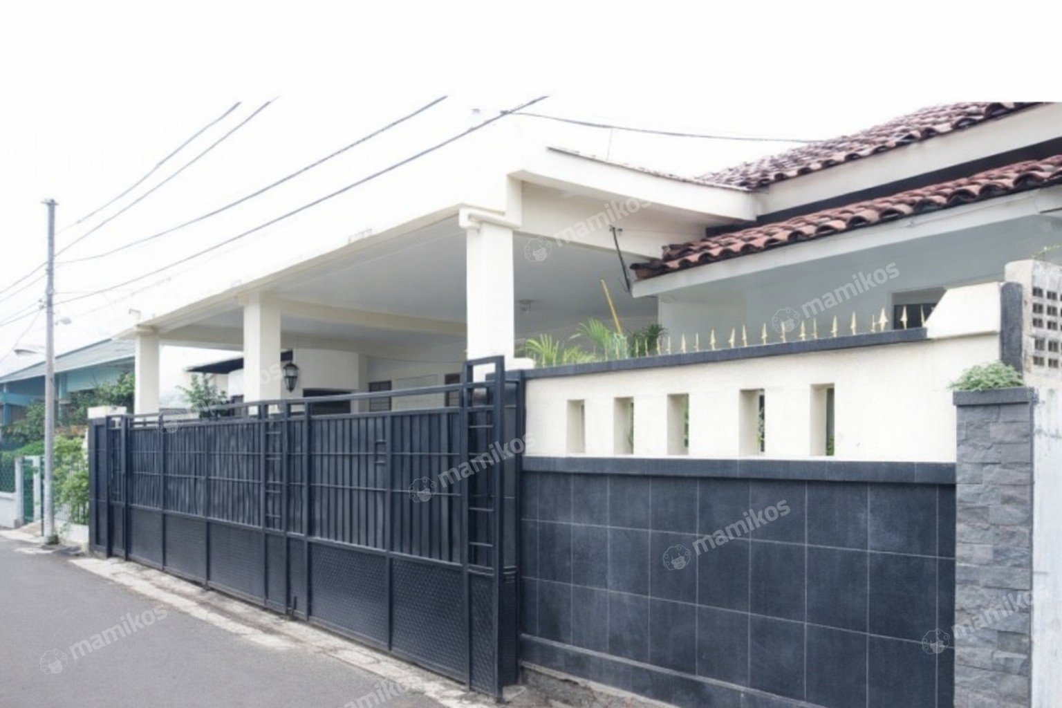Rumah Sertifikat SHM 5 Kamar Tidur 3 Kamar Mandi Duren Sawit Jakarta Timur