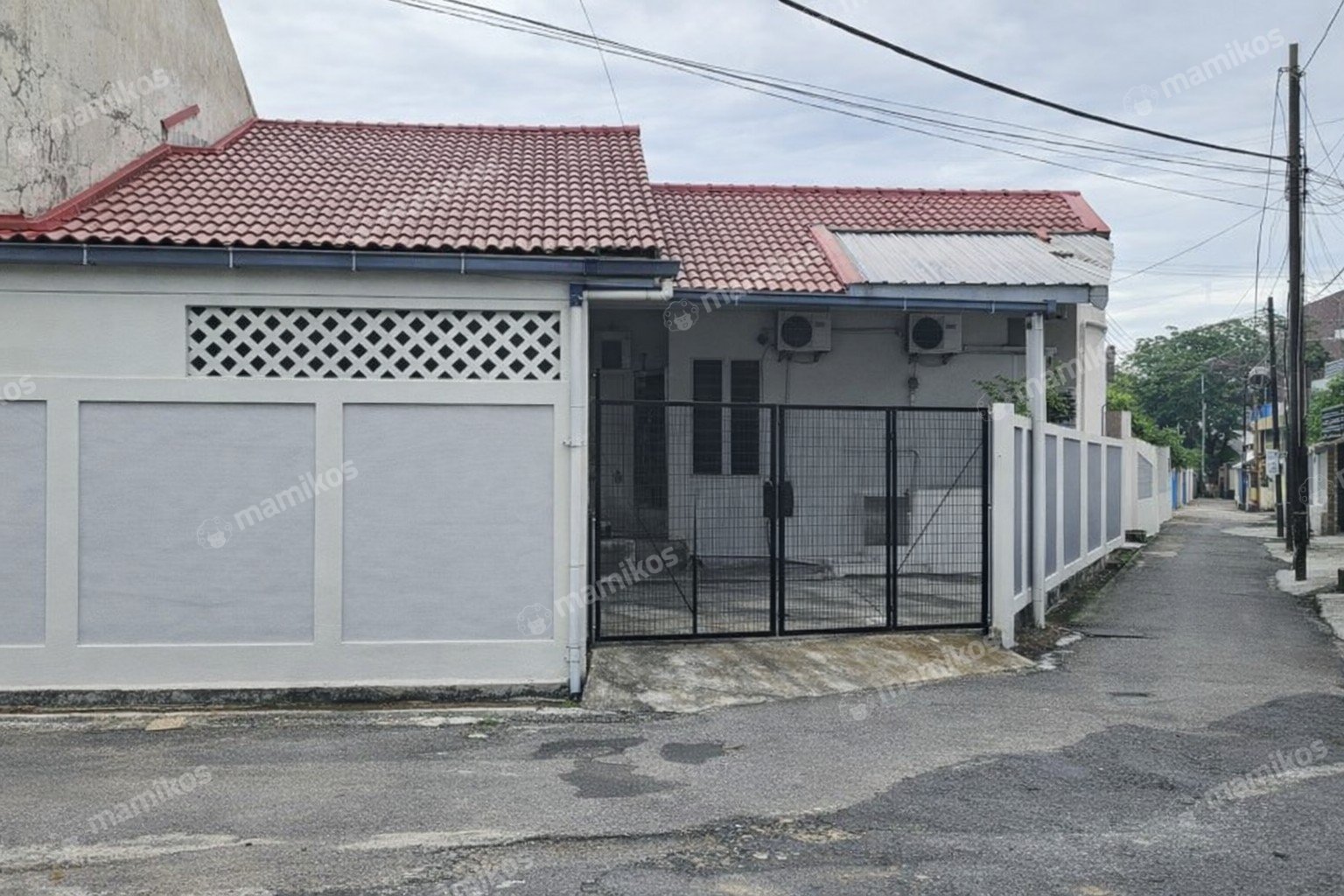 Rumah Sertifikat SHM 4 Kamar Tidur 3 Kamar Mandi Pondok Kelapa Jakarta Timur