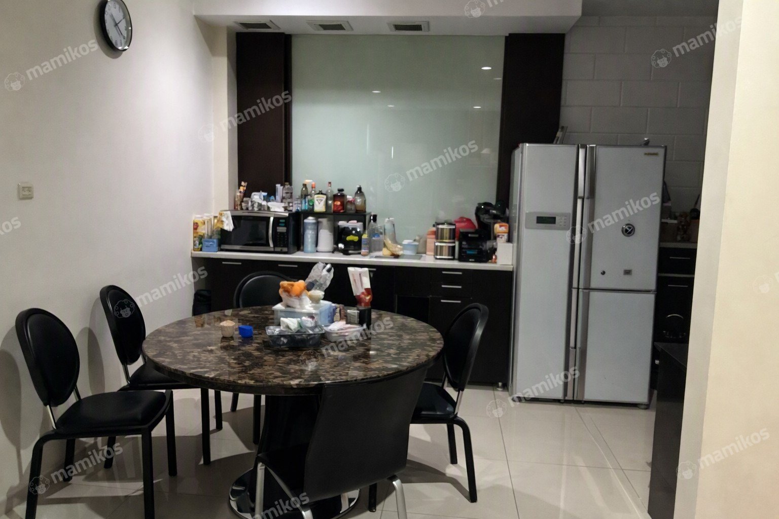 Rumah Sertifikat SHM 4 Kamar Tidur 3 Kamar Mandi Kelapa Gading Jakarta Utara - Photo 4