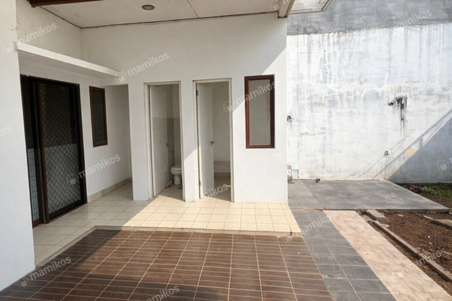 Rumah Sertifikat SHM 4 Kamar Tidur 3 Kamar Mandi Cakung Jakarta Timur