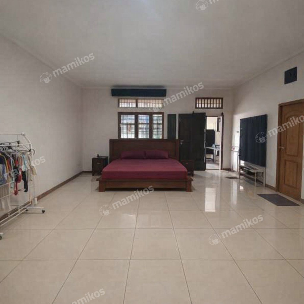Rumah Sertifikat SHM 4 Kamar Tidur 2 Kamar Mandi Duren Sawit Jakarta Timur - Photo 5