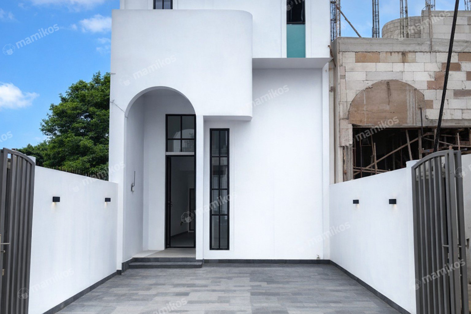 Rumah 4KT 3KM Joglo Jakarta Barat