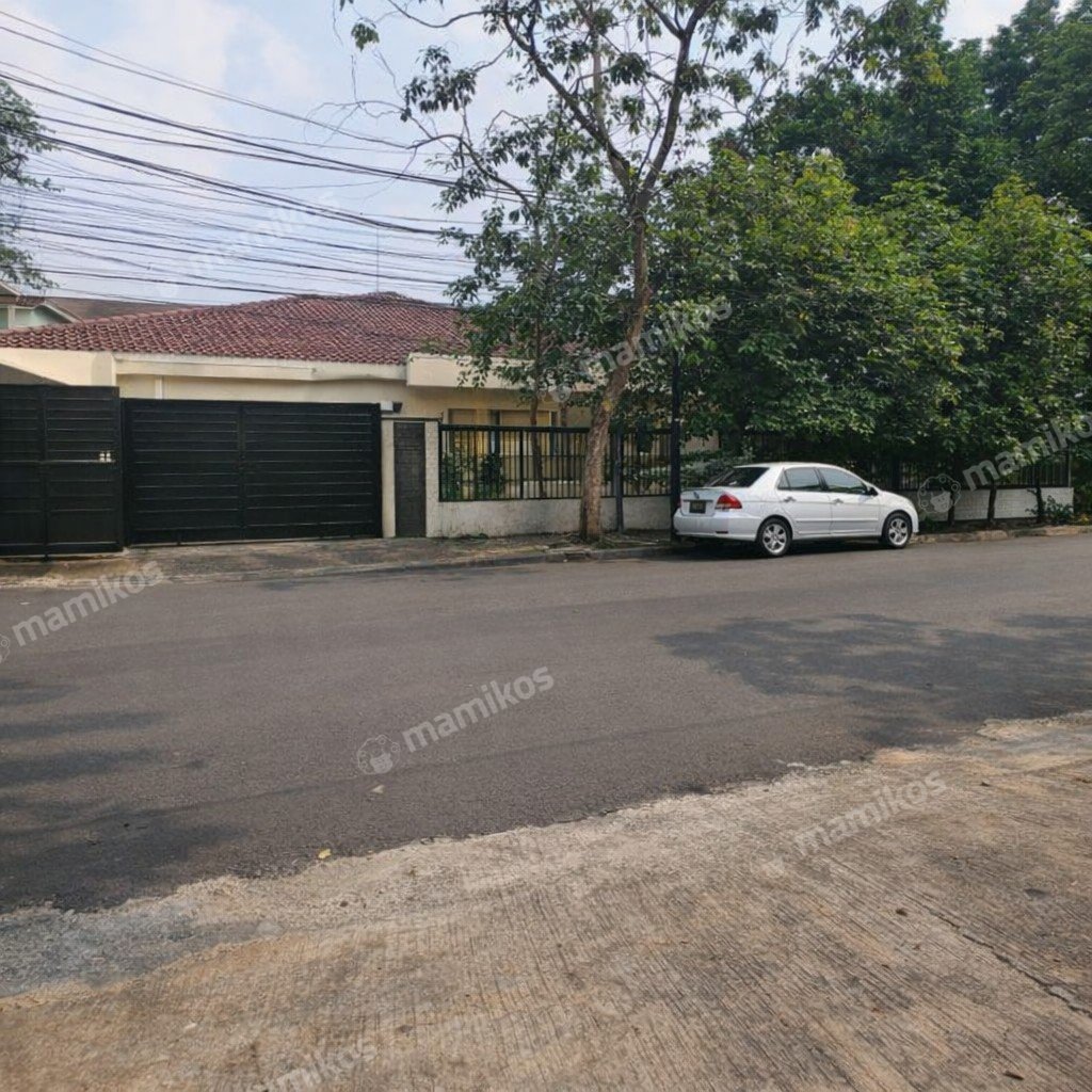 Rumah Sertifikat SHM 4 Kamar Tidur 5 Kamar Mandi Radio Dalam Jakarta Selatan - Photo 2