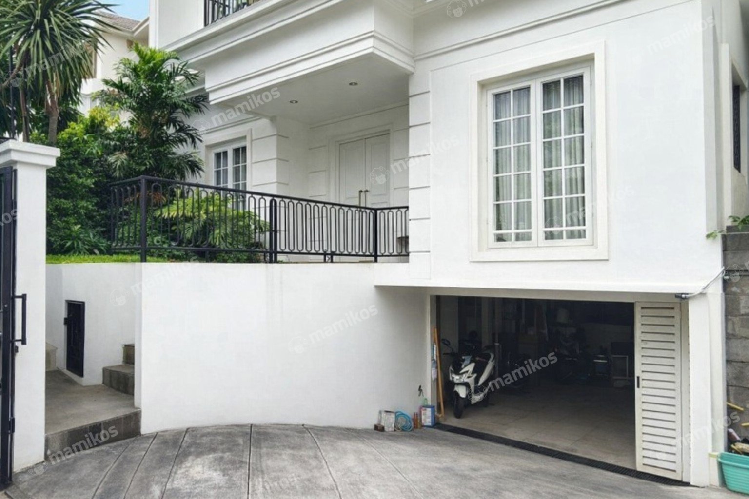 Rumah Sertifikat SHM 4 Kamar Tidur 4 Kamar Mandi Kebayoran Baru Jakarta Selatan