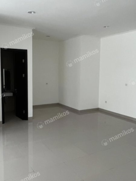 Rumah Sertifikat SHM 3 Kamar Tidur 3 Kamar Mandi Pantai Indah Kapuk 2 Jakarta Utara - Photo 3