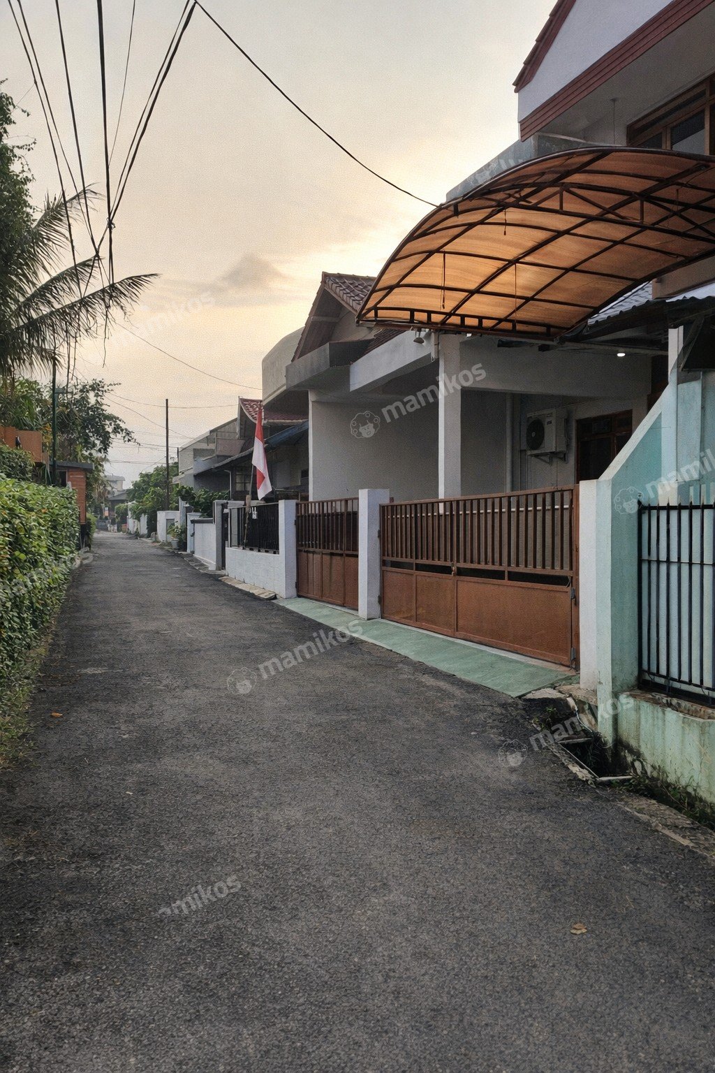 Rumah Sertifikat SHM 4 Kamar Tidur 2 Kamar Mandi Pondok Kelapa Jakarta Timur - Photo 4