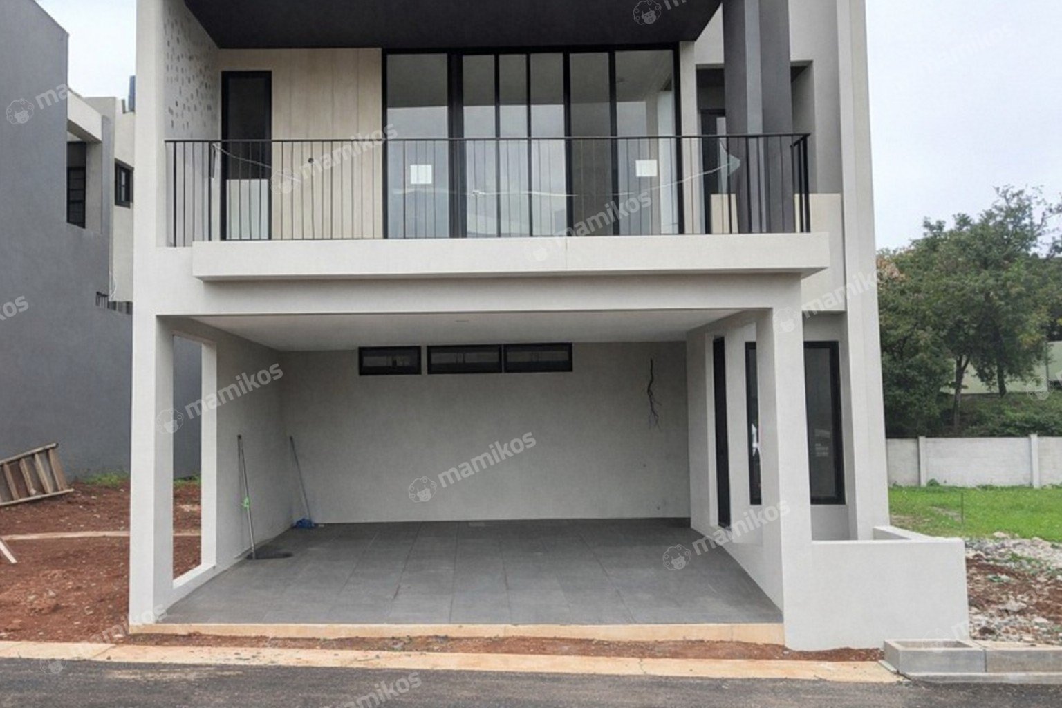 Rumah Sertifikat SHM 2 Kamar Tidur 3 Kamar Mandi Bambu Apus Jakarta Timur