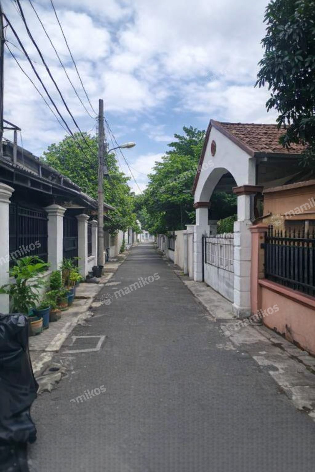 Rumah Sertifikat SHM 2 Kamar Tidur 2 Kamar Mandi Condet Jakarta Timur - Photo 3