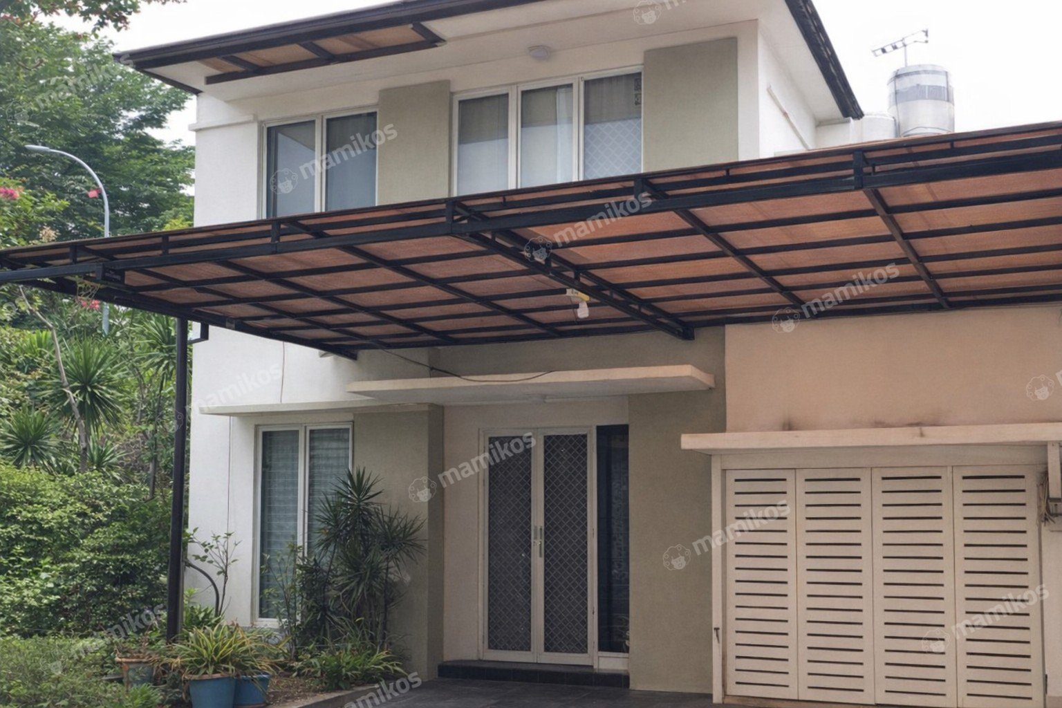 Rumah 4 Kamar Tidur 3 Kamar Mandi 2 Lantai Cengkareng Jakarta Barat
