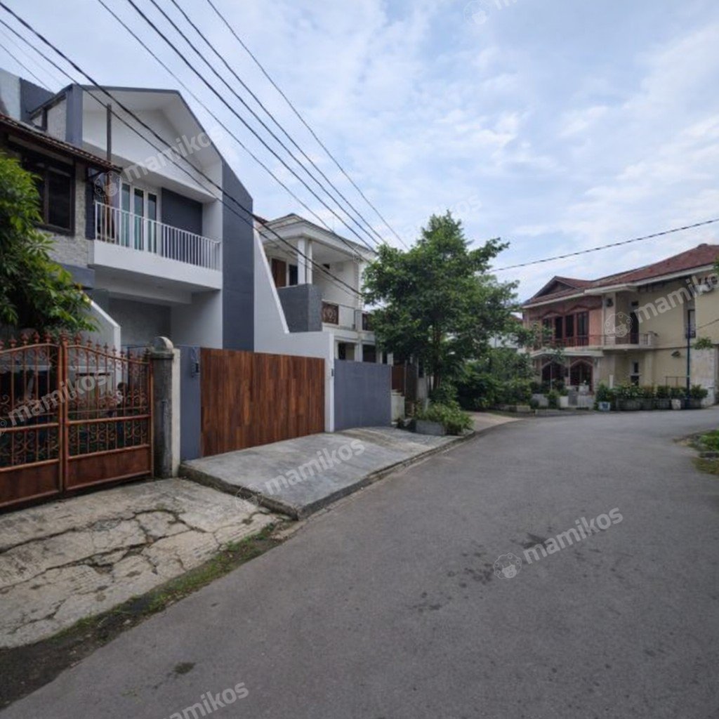 Rumah Sertifikat SHM 4 Kamar Tidur 3 Kamar Mandi Pondok Kelapa Jakarta Timur - Photo 5
