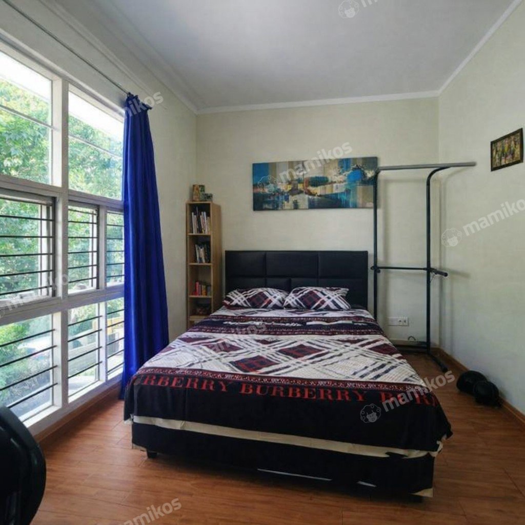 Rumah Sertifikat SHM 3 Kamar Tidur 3 Kamar Mandi Gandaria Jakarta Selatan - Photo 5