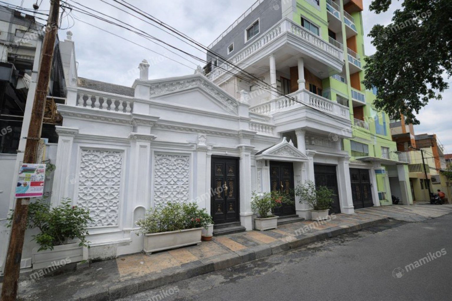 Rumah Sertifikat SHM 7 Kamar Tidur 6 Kamar Mandi Duren Sawit Jakarta Timur - Photo 2