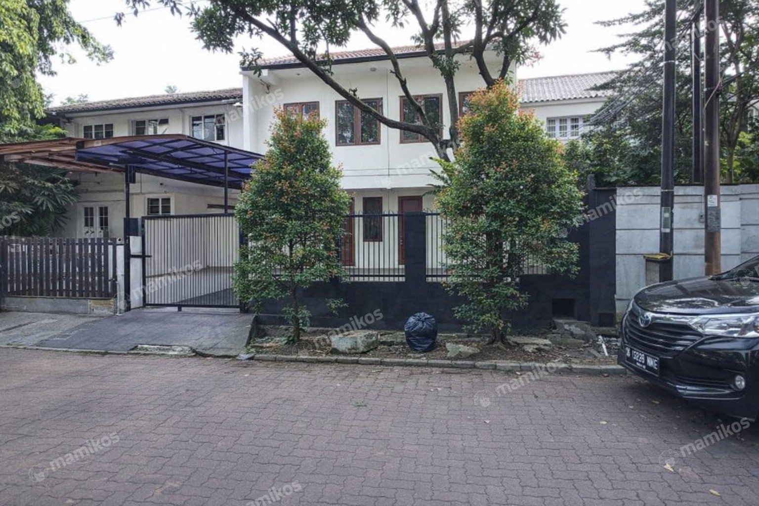 Rumah Sertifikat SHM 6 Kamar Tidur 4 Kamar Mandi Lebak Bulus Jakarta Selatan
